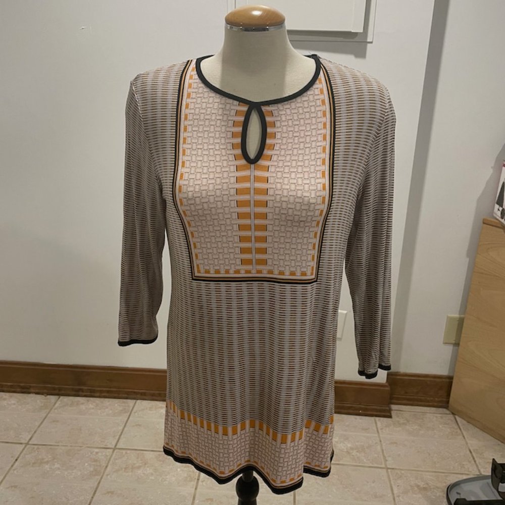 Geo Patterned Max Studio Keyhole Blouse